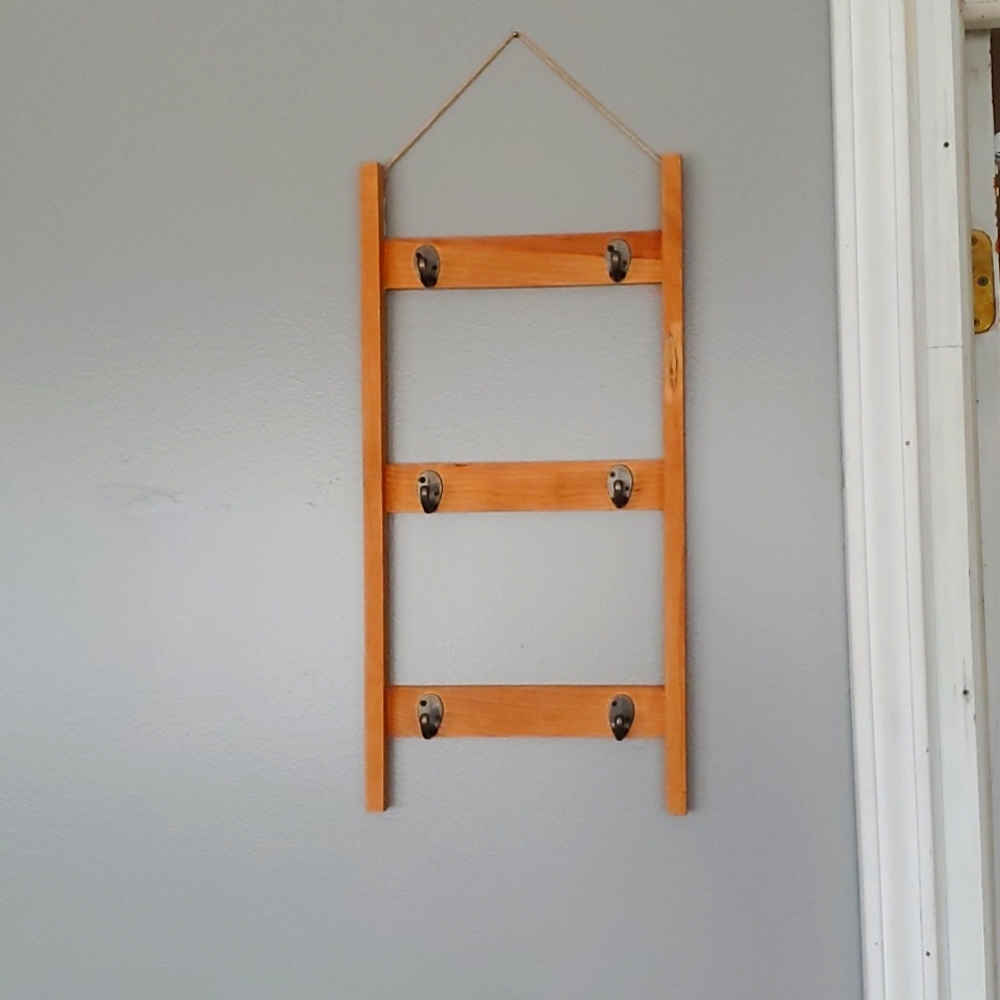 Jewelry holder